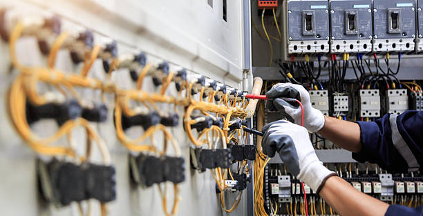 Professional Electrician technician working in Franklin Grove, IL